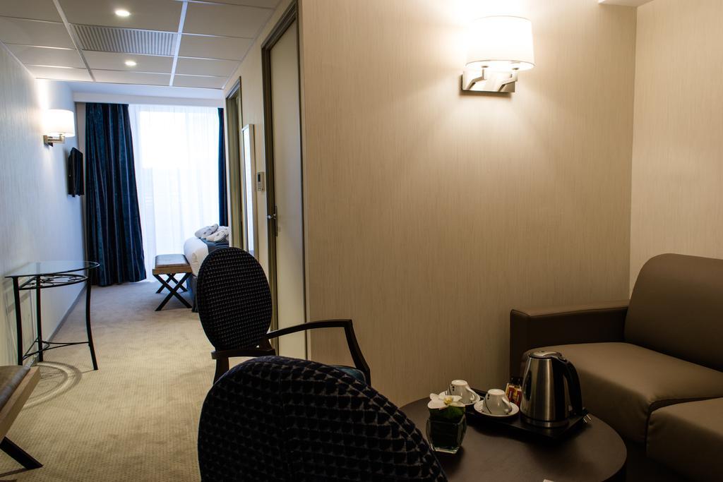 Hotel Le Rive Droite & Spa Lourdes Kültér fotó