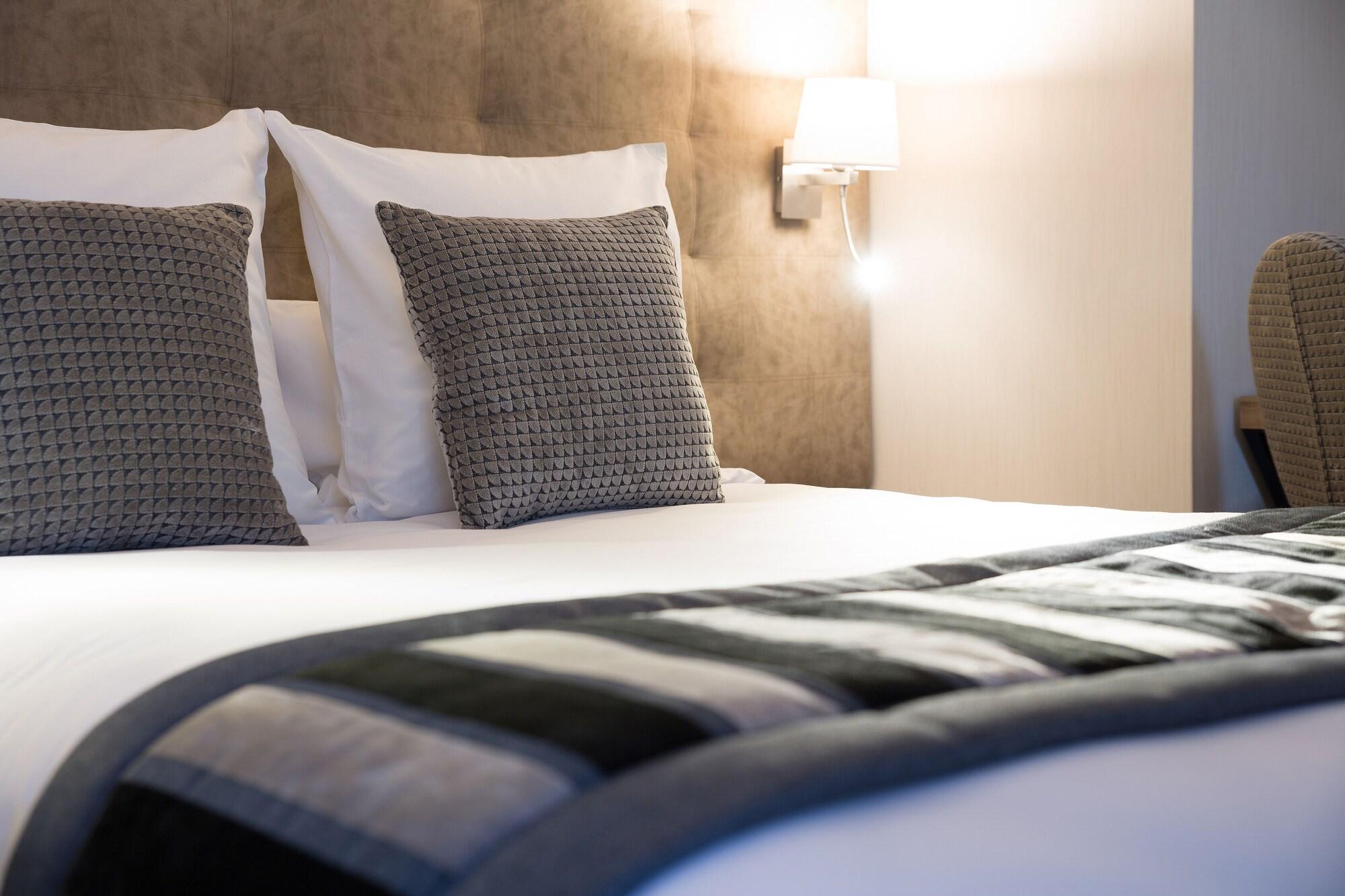 Hotel Le Rive Droite & Spa Lourdes Kültér fotó