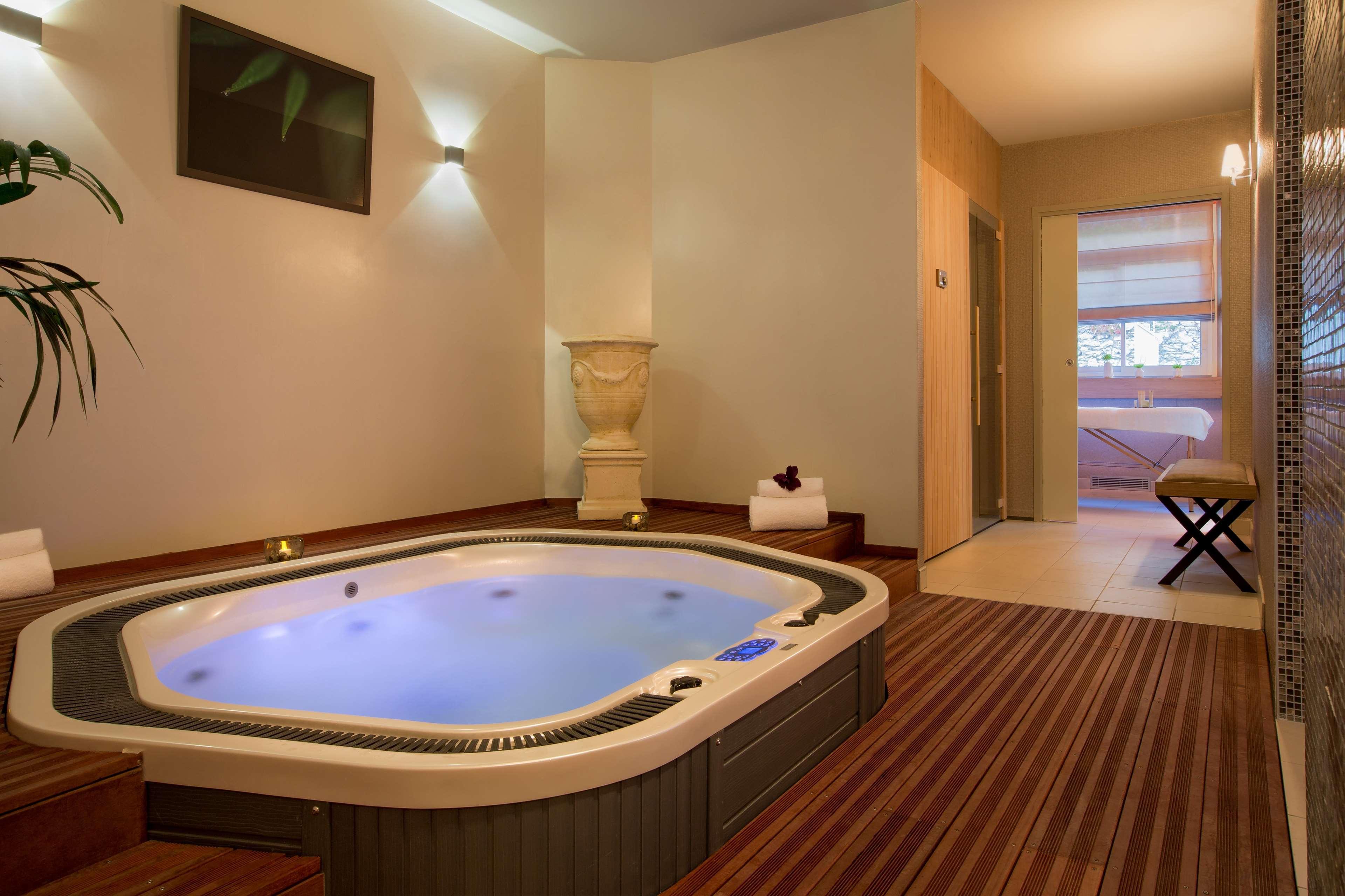 Hotel Le Rive Droite & Spa Lourdes Kültér fotó