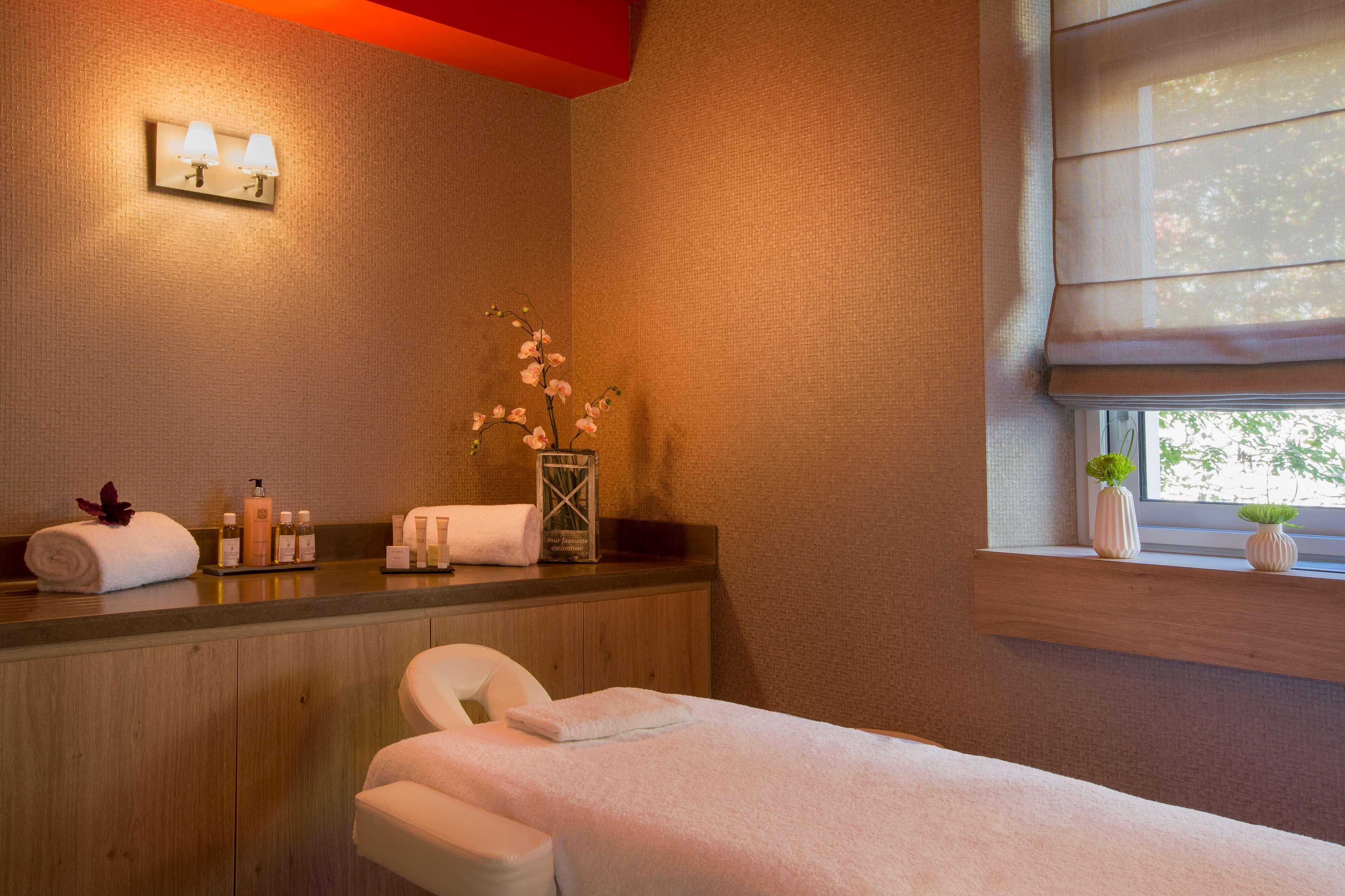 Hotel Le Rive Droite & Spa Lourdes Kültér fotó